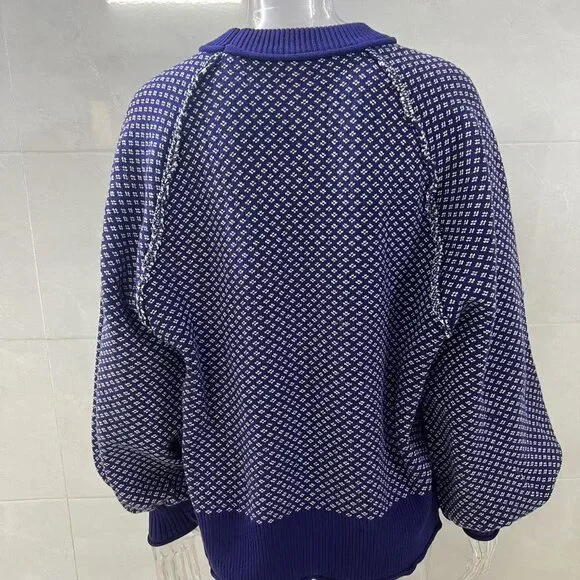 Women's  Pullover sweater, knit - Picture 3 of 4